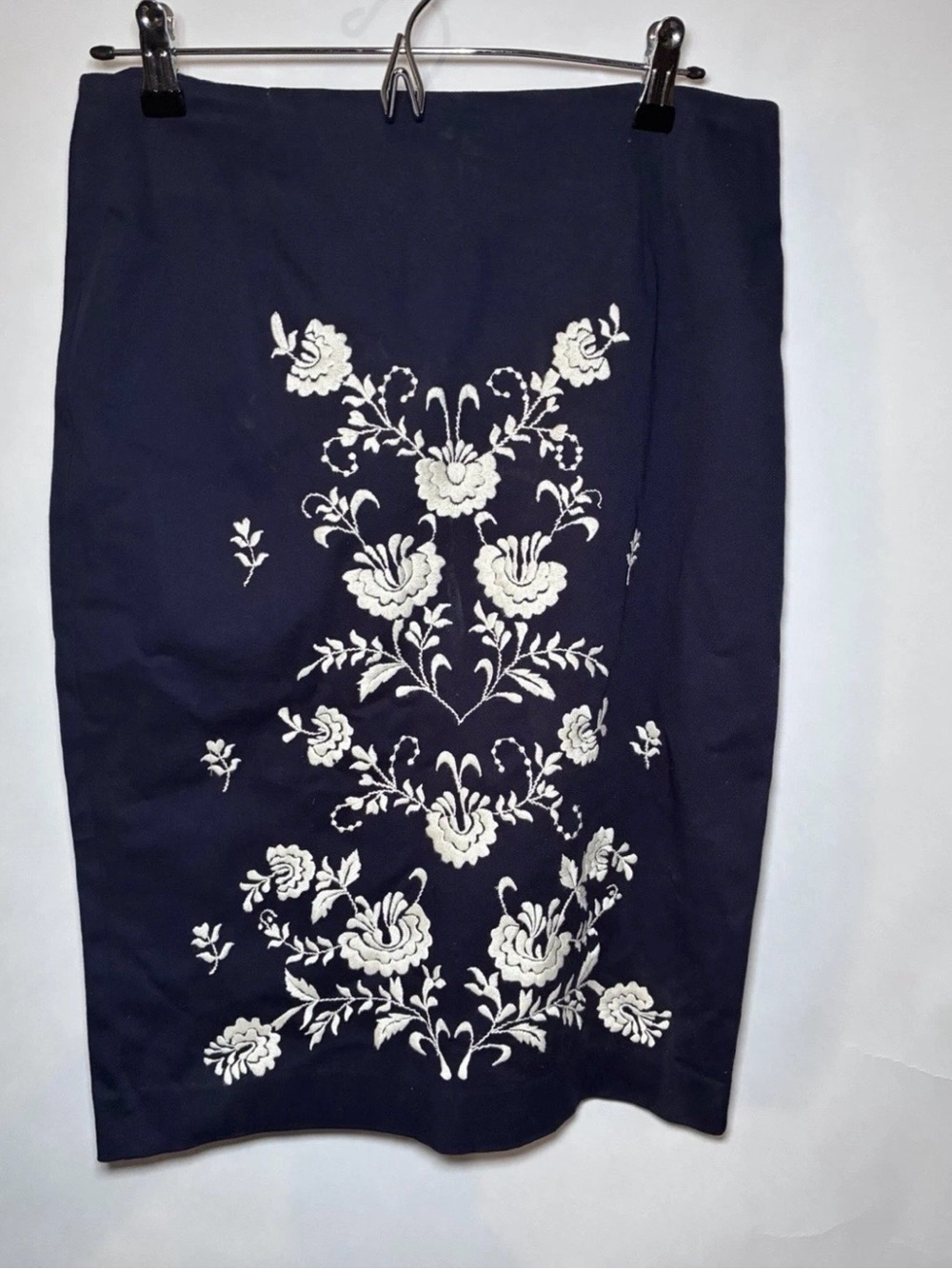 Karen Kane Navy Pencil Skirt with White Floral Embroidery